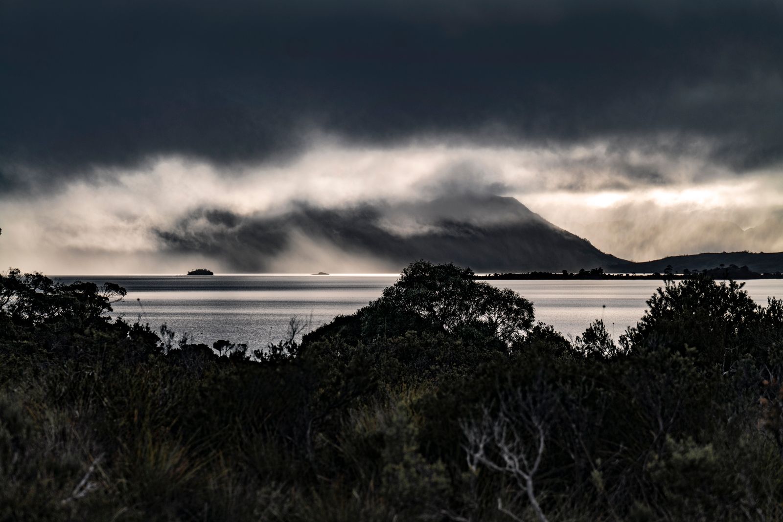 lake pedder